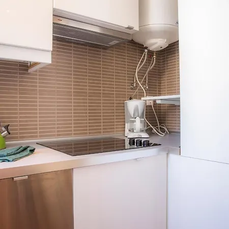 B35 - Mainstreet Duplex In 拉哥斯